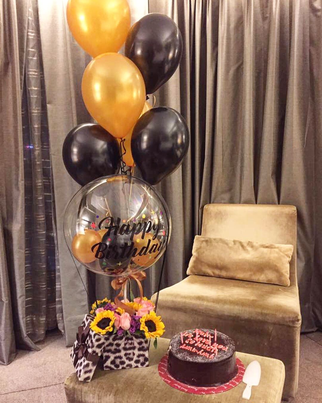 Bubble balloon bouquet